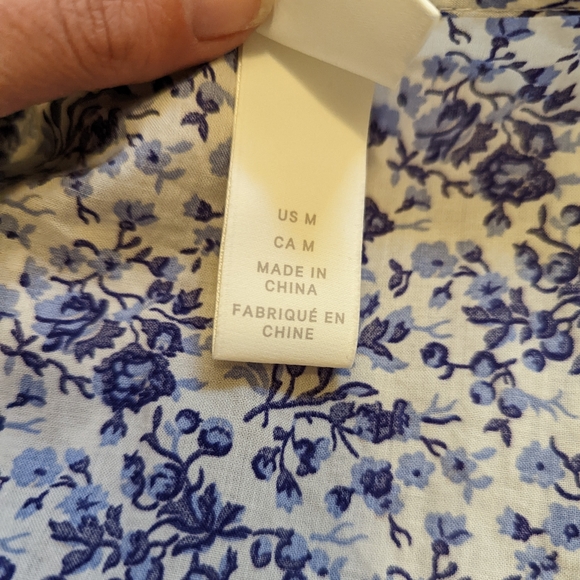 H&M blue and white floral print puff sleeve ruffle dress size medium - Picture 7 of 8